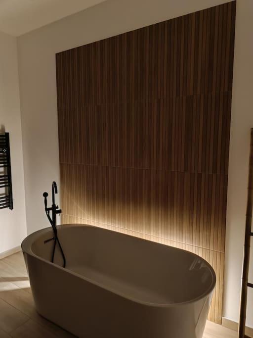 Cocon Haut De Gamme A ヌヴェール エクステリア 写真