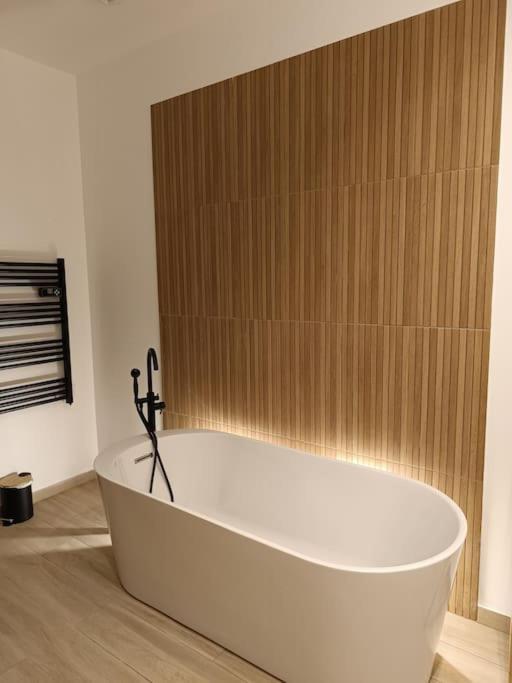 Cocon Haut De Gamme A ヌヴェール エクステリア 写真